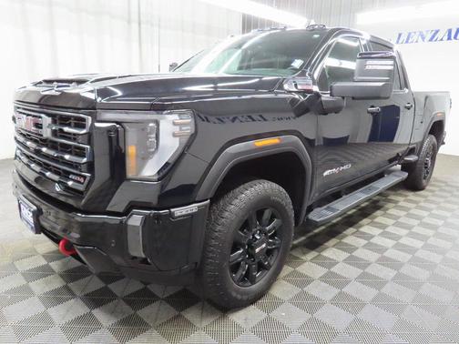 2024 GMC Sierra 2500 AT4