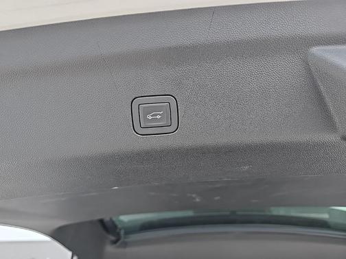 2025 Chevrolet Suburban 4WD High Country