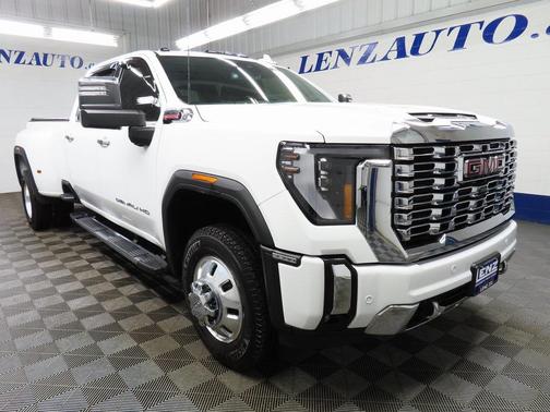 2024 GMC Sierra 3500 Denali