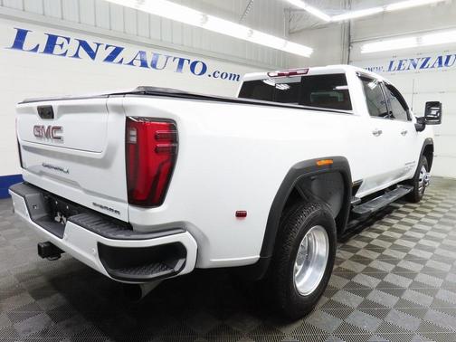 2024 GMC Sierra 3500 Denali
