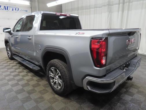 2025 GMC Sierra 1500 SLE