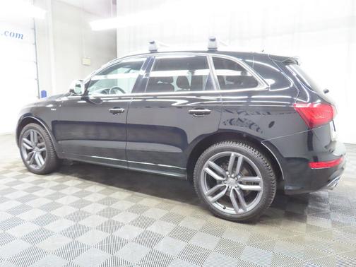 Brilliant Black 2017 Audi SQ5 3.0T Premium Plus