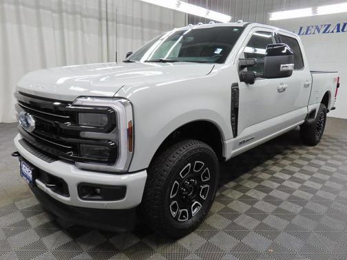 2025 Ford F-250 Platinum
