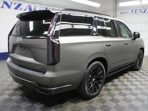 2023 Cadillac Escalade Sport Platinum