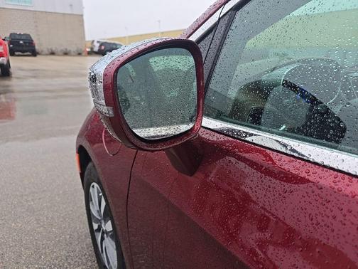 Velvet Red Pearlcoat 2020 Chrysler Pacifica Hybrid Limited