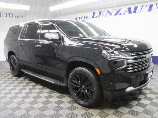 2023 Chevrolet Suburban Premier
