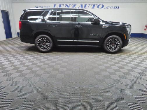 Onyx Black 2026 GMC Yukon Elevation 4WD