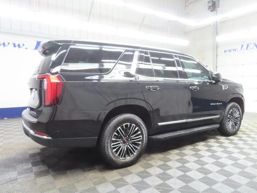 Onyx Black 2026 GMC Yukon Elevation 4WD