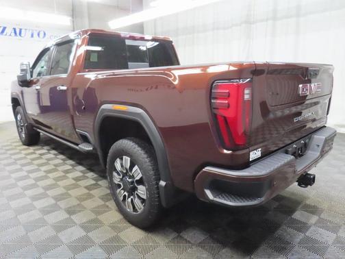 2024 GMC Sierra 2500 Denali