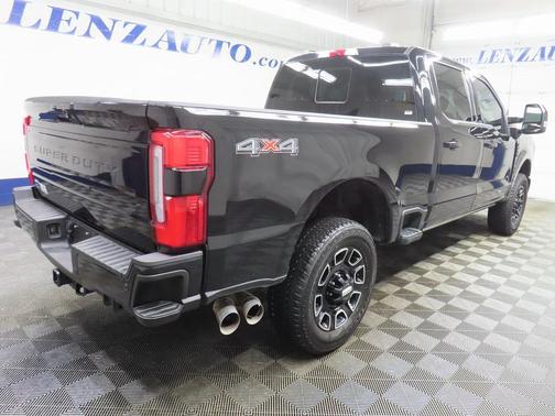 2025 Ford F-250 Platinum