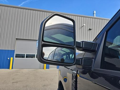 2025 Ford F-250 Platinum
