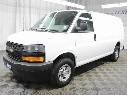 2024 Chevrolet Express 2500 RWD 2500 Regular Wheelbase WT