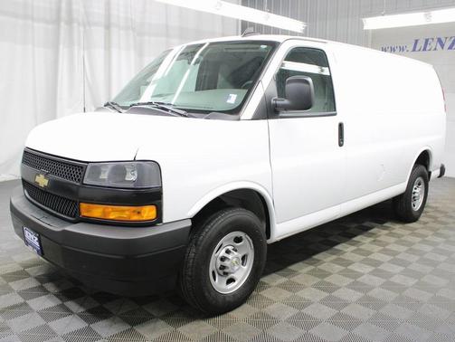 2024 Chevrolet Express 2500 RWD 2500 Regular Wheelbase WT