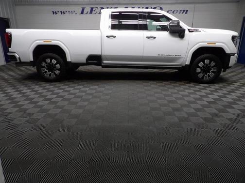 2024 GMC Sierra 2500 Denali