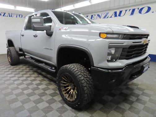 2025 Chevrolet Silverado 2500 Custom