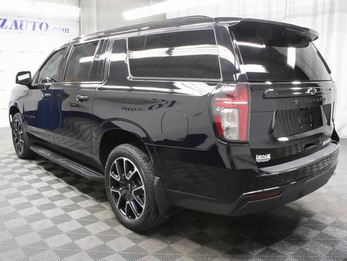 2024 Chevrolet Suburban RST