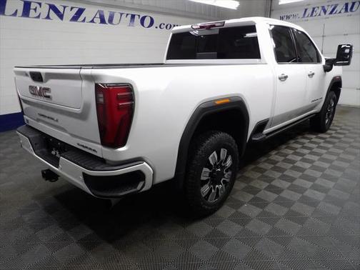 2024 GMC Sierra 2500 Denali