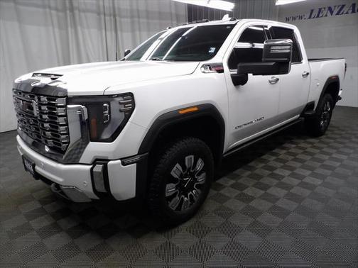 2024 GMC Sierra 2500 Denali