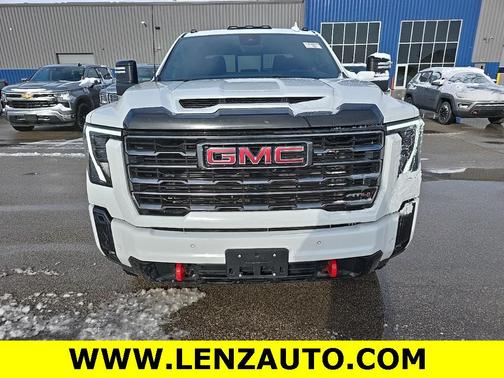 2025 GMC Sierra 2500 AT4