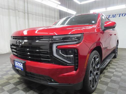 2025 Chevrolet Suburban RST