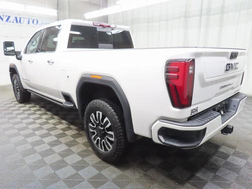 2024 GMC Sierra 2500 Denali Ultimate