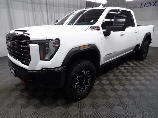 2025 GMC Sierra 2500 AT4