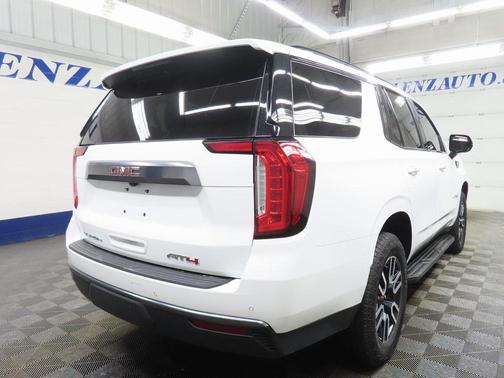 2024 GMC Yukon AT4