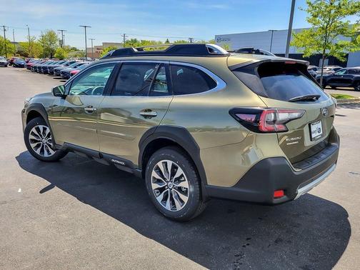 2025 Subaru Outback Touring XT