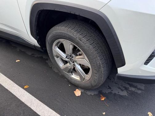 2021 Toyota RAV4 Hybrid XLE Premium