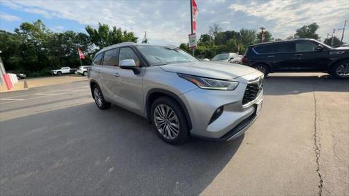2021 Toyota Highlander Platinum