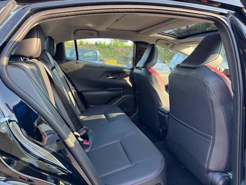 2025 Toyota Prius Plug-In Hybrid XSE Premium