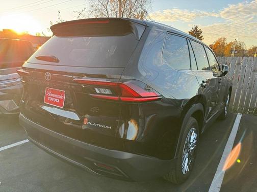 2025 Toyota Grand Highlander Platinum