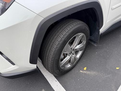 2020 Toyota RAV4 Hybrid Limited