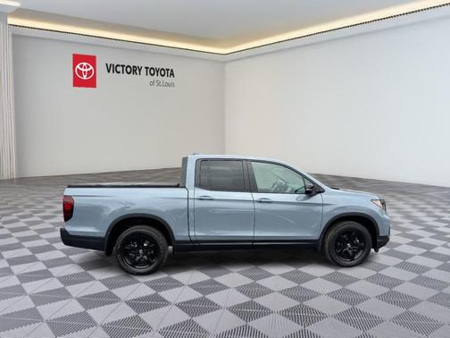 2023 Honda Ridgeline Black