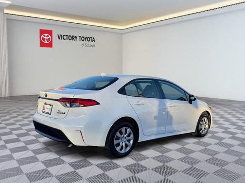 2023 Toyota Corolla Hybrid LE