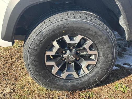 2022 Toyota Tacoma TRD Off Road