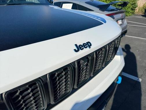 2022 Jeep Grand Cherokee 4xe Trailhawk