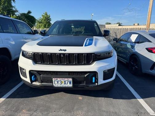 2022 Jeep Grand Cherokee 4xe Trailhawk