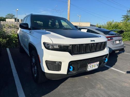 2022 Jeep Grand Cherokee 4xe Trailhawk