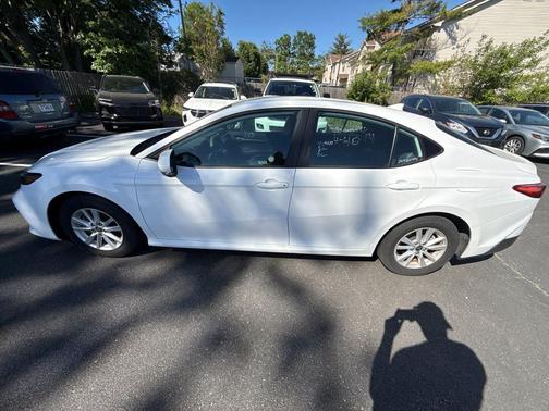 Ice Cap 2026 Toyota Camry LE