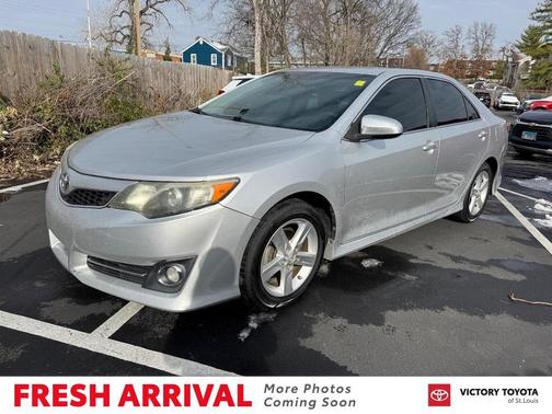 2014 Toyota Camry SE