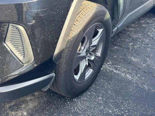 2025 Toyota RAV4 Hybrid SE