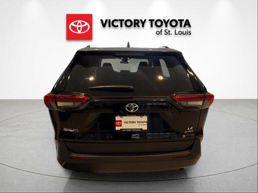 2025 Toyota RAV4 Hybrid SE