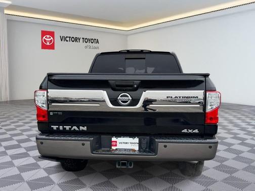 2019 Nissan Titan Platinum Reserve