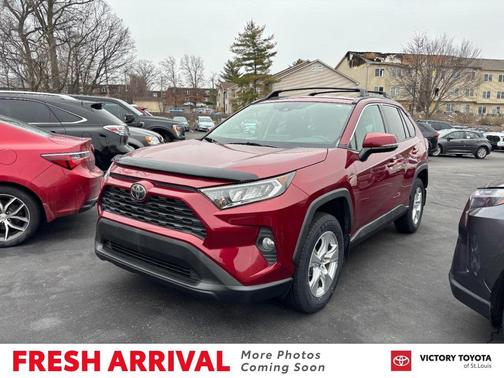 2020 Toyota RAV4 XLE