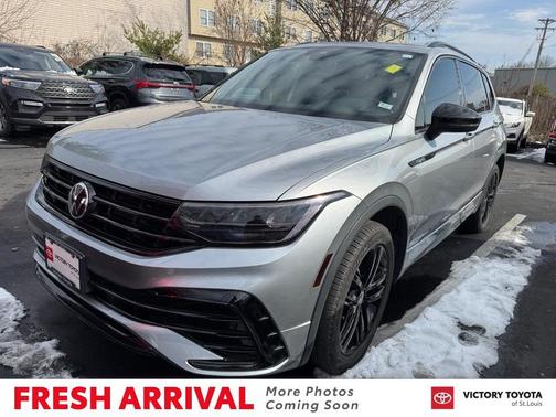 2022 Volkswagen Tiguan 2.0T SE R-Line Black 4MOTION