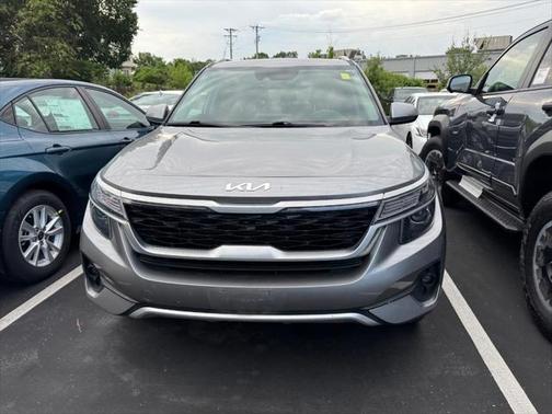 2022 Kia Seltos EX