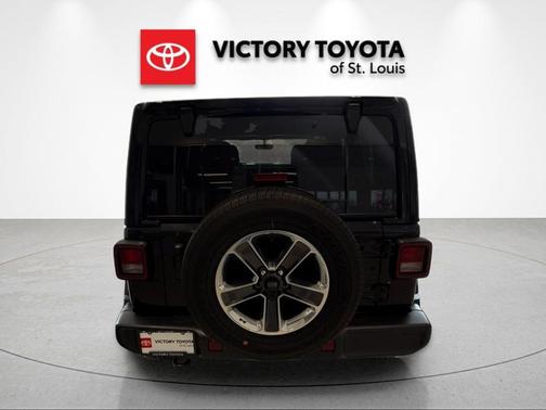 2023 Jeep Wrangler 4-Door Sahara