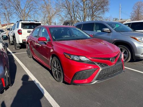 2023 Toyota Camry SE