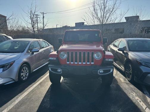 2023 Jeep Wrangler 4-Door Sahara